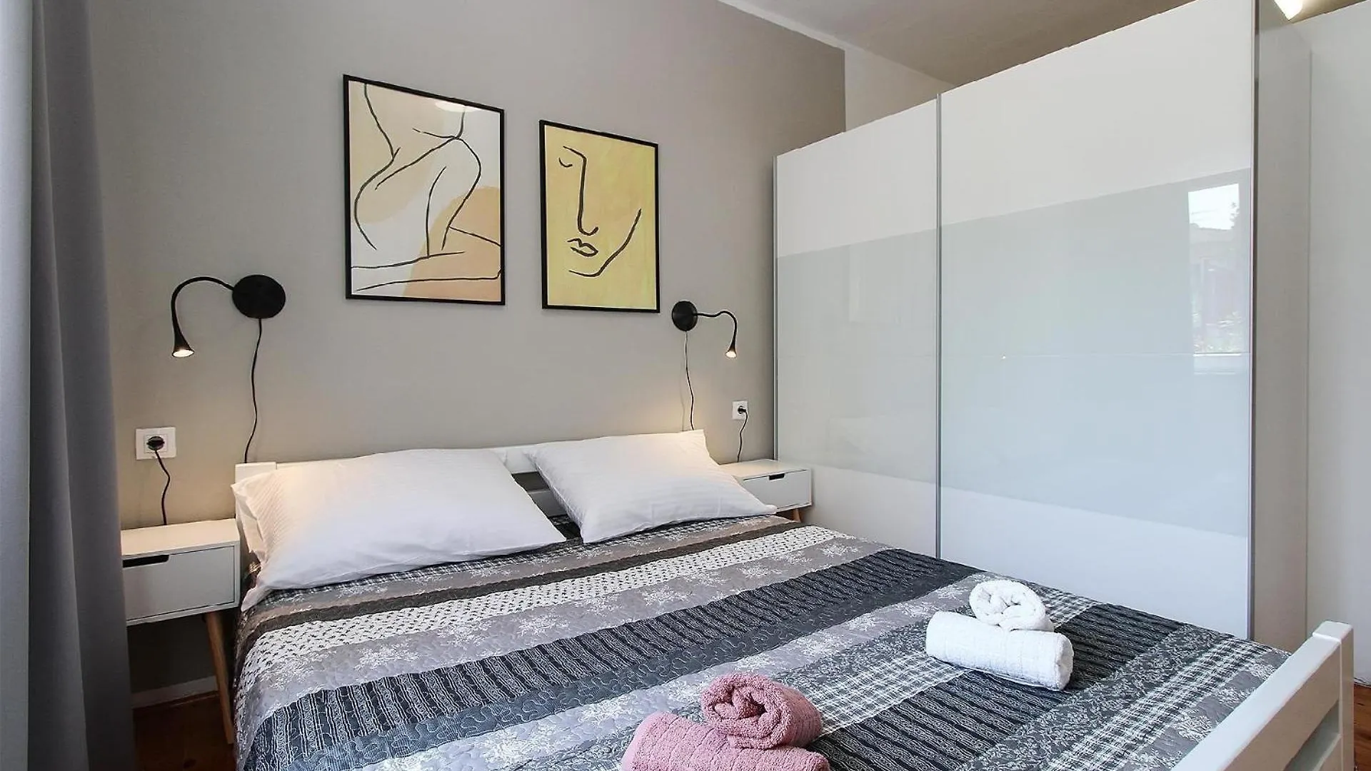 Apartment Ferienwohnung Fuer 4 Personen Ca 45 Qm In Pula-Fondole, Istrien Istrische Riviera Croatia
